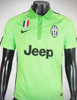 áo Juventus 2014-2015 mẫu thứ 3 xanh chuối