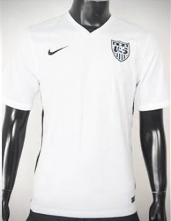 Mẫu quần áo USA (Mỹ) 2015-2016 sân nhà màu trắng