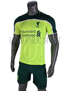 Mẫu áo Liverpool 2016 2017 mẫu thứ 3 xanh chuối phối đen