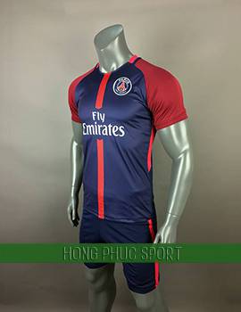 Mẫu áo đấu PSG 2017 2018 sân nhà tím phối đỏ đô