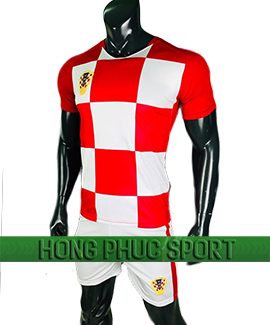 Mẫu áo đấu Croatia World Cup 2018 màu đỏ trắng