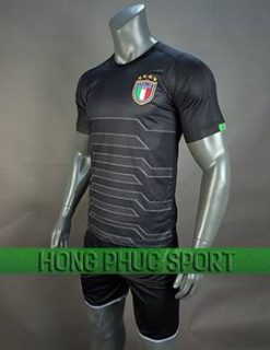 Mẫu áo thủ môn tuyển Italia 2018 2019 mầu đen