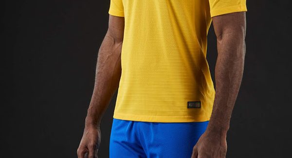 áo đấu sân nhà Brazil World Cup 2018
