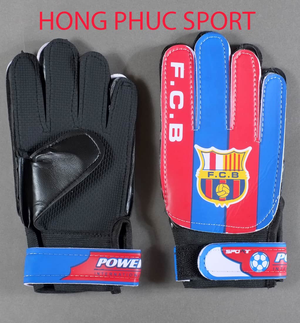 Gang-tay-thu-mon-tre-em-CLB-Barcelona-0