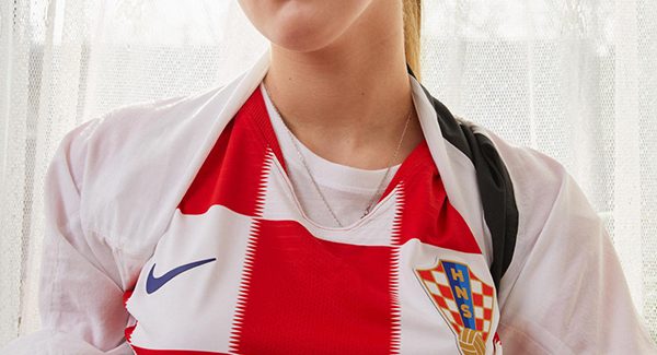 Áo đấu Croatia sân nhà World Cup 2018 sọc cá rô đỏ trắng