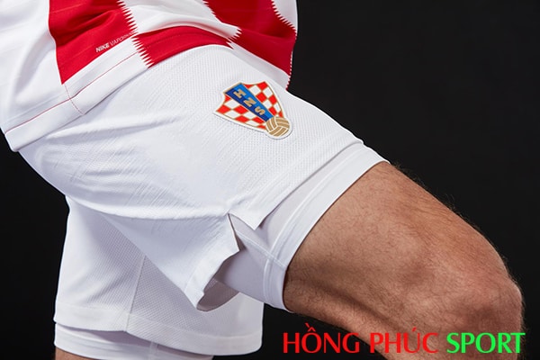 Quần thi đấu tại World Cup 2018 của Croatia Quần thi đấu tại World Cup 2018 của Croatia