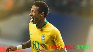 Neymar trong trang phục thi đấu Brazil World Cup 2018