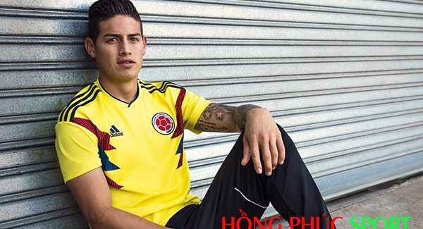 Jame Rodriguez trong màu áo đội tuyển quốc gia Colombia