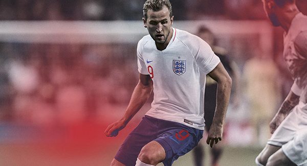 Ngôi sao Harry Kane đối mặt với Sergio Ramos