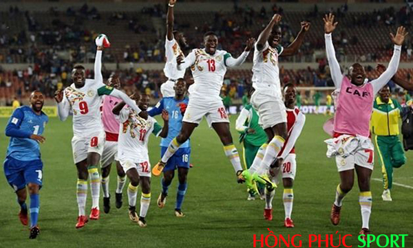Các cầu thủ Senegal ăn mừng khi tham dự World Cup 2018