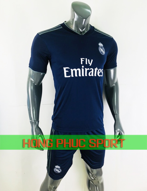 Bộ áo đấu Real Madrid sân khách 2018 2019 tím than Bộ áo đấu Real Madrid sân khách 2018 2019 tím than