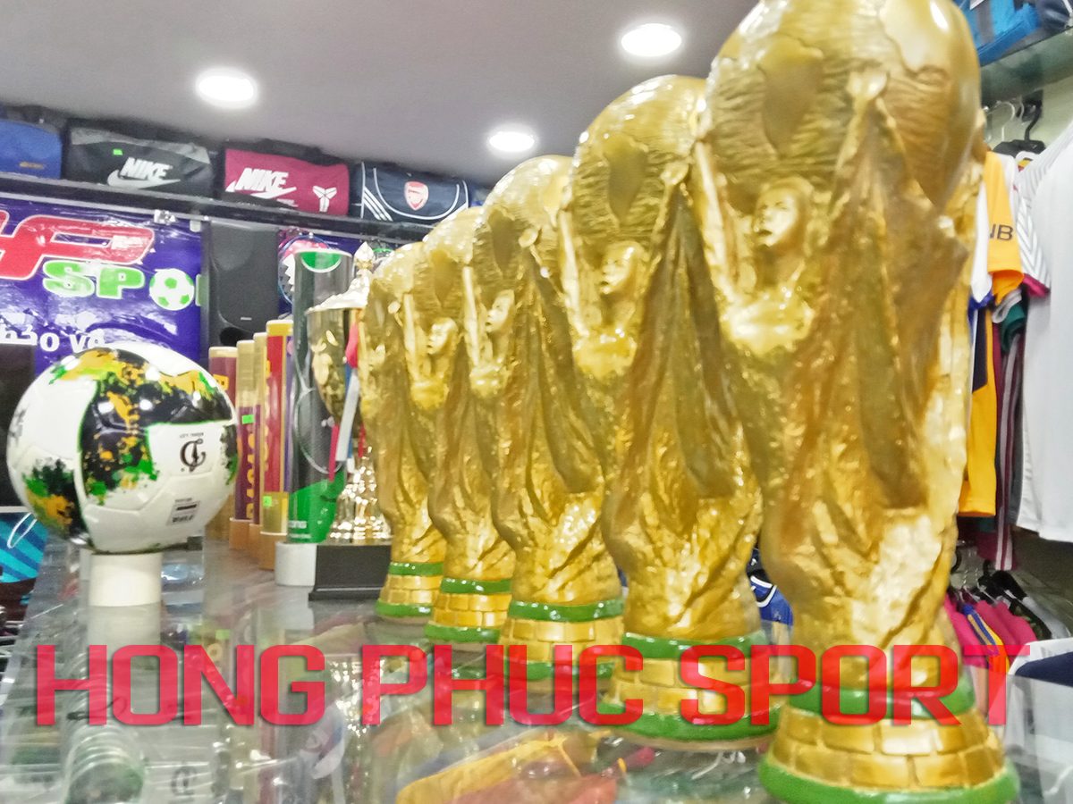 Nơi bán Cúp Vàng FIFA World Cup 2018 thạch cao bát tràng