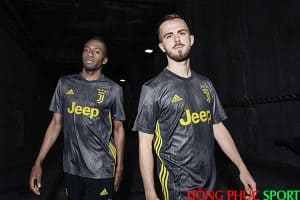 Công bố áo đấu Juventus thứ ba mùa giải 2018 2019