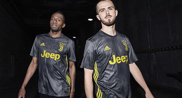 Công bố áo đấu Juventus thứ ba mùa giải 2018 2019