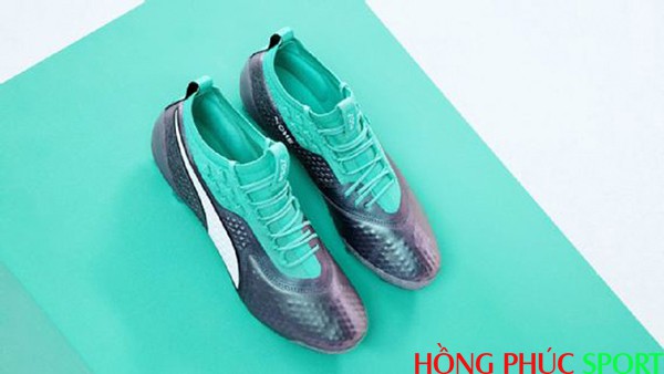 Mẫu giày One do Puma thiết kế