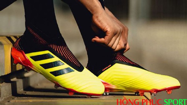 Mẫu giày Predator 18+ do Adidas thiết kế