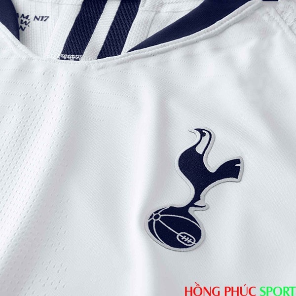 Ngực áo đấu Tottenham sân nhà mùa giải 2018 2019