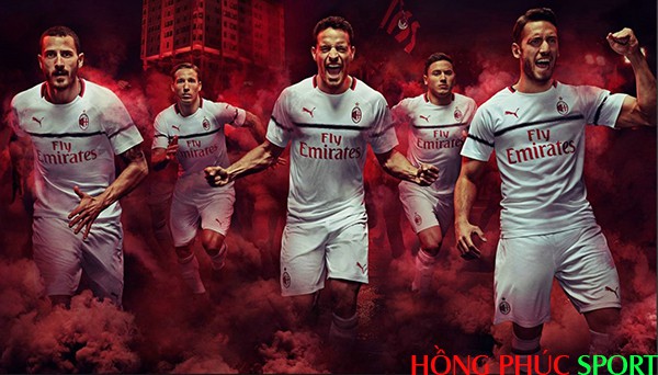 Công bố áo đấu AC Milan sân khách mùa giải 2018 2019