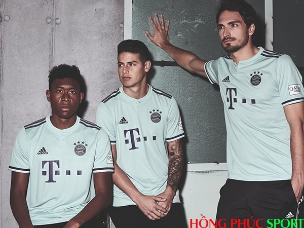 Công bố áo đấu Bayern Munich sân khách mùa giải 2018 2019