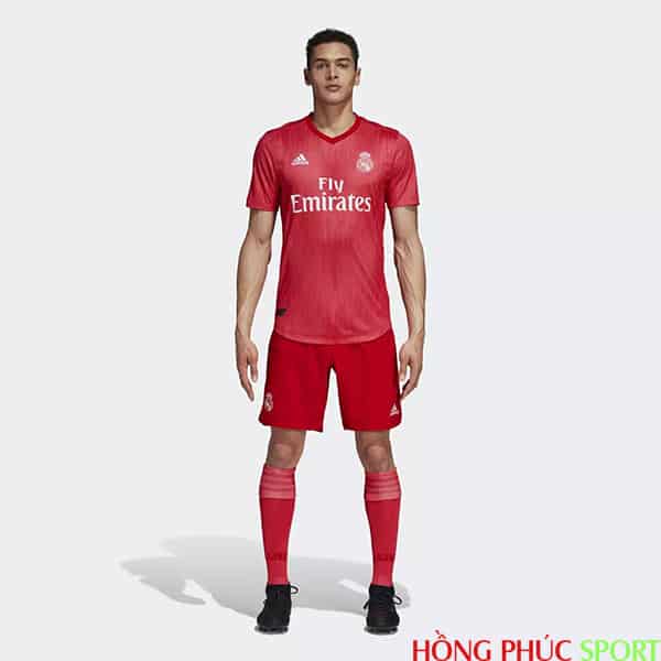 Tổng quan bộ áo đấu Real Madrid thứ ba mùa giải 2018 2019