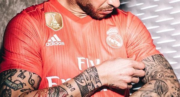 Đội trưởng S.Ramos trong áo đấu Real Madrid thứ ba mùa giải 2018 2019