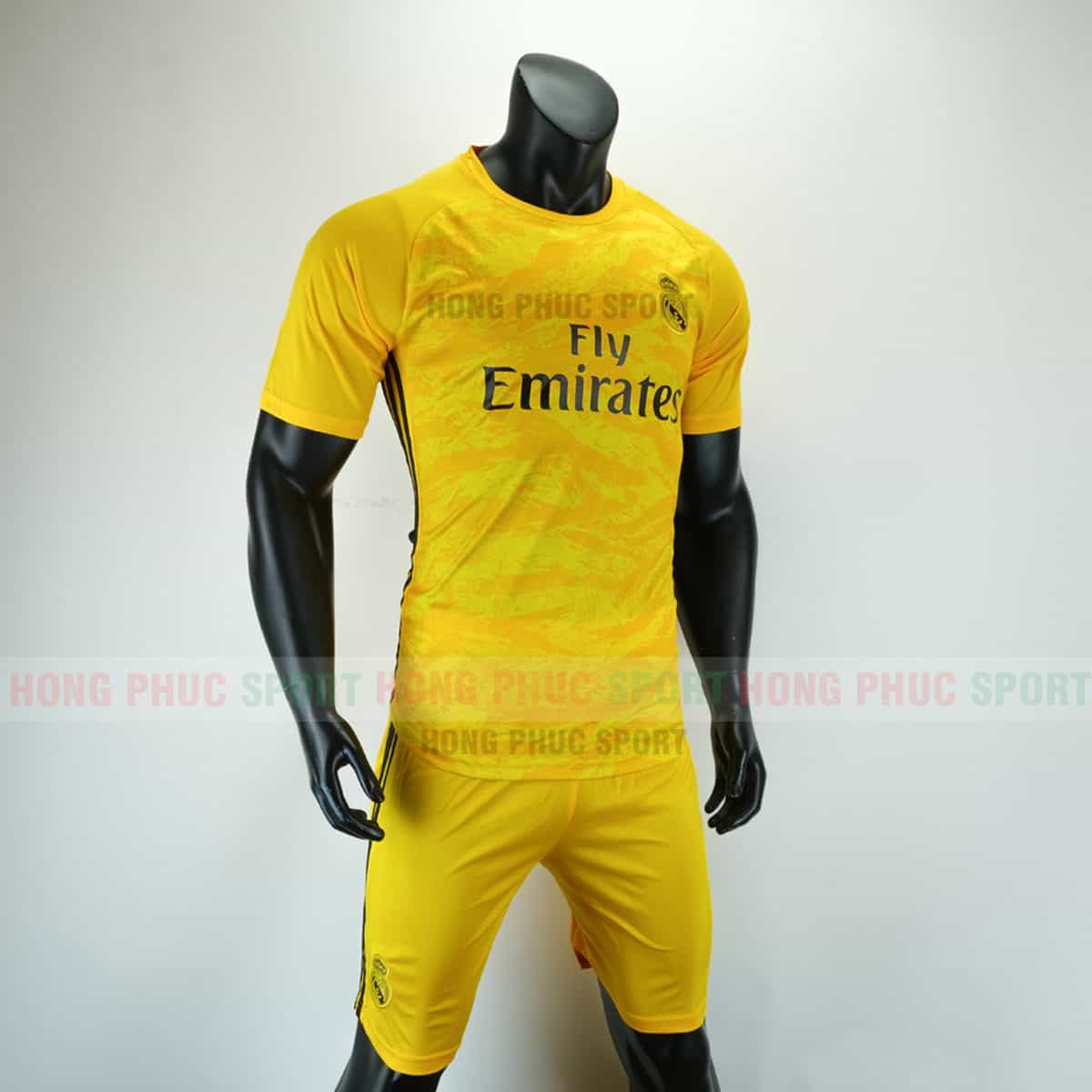 Áo bóng đá thủ môn Real Madrid 2019 2020 màu vàng Áo bóng đá thủ môn Real Madrid 2019 2020 màu vàng
