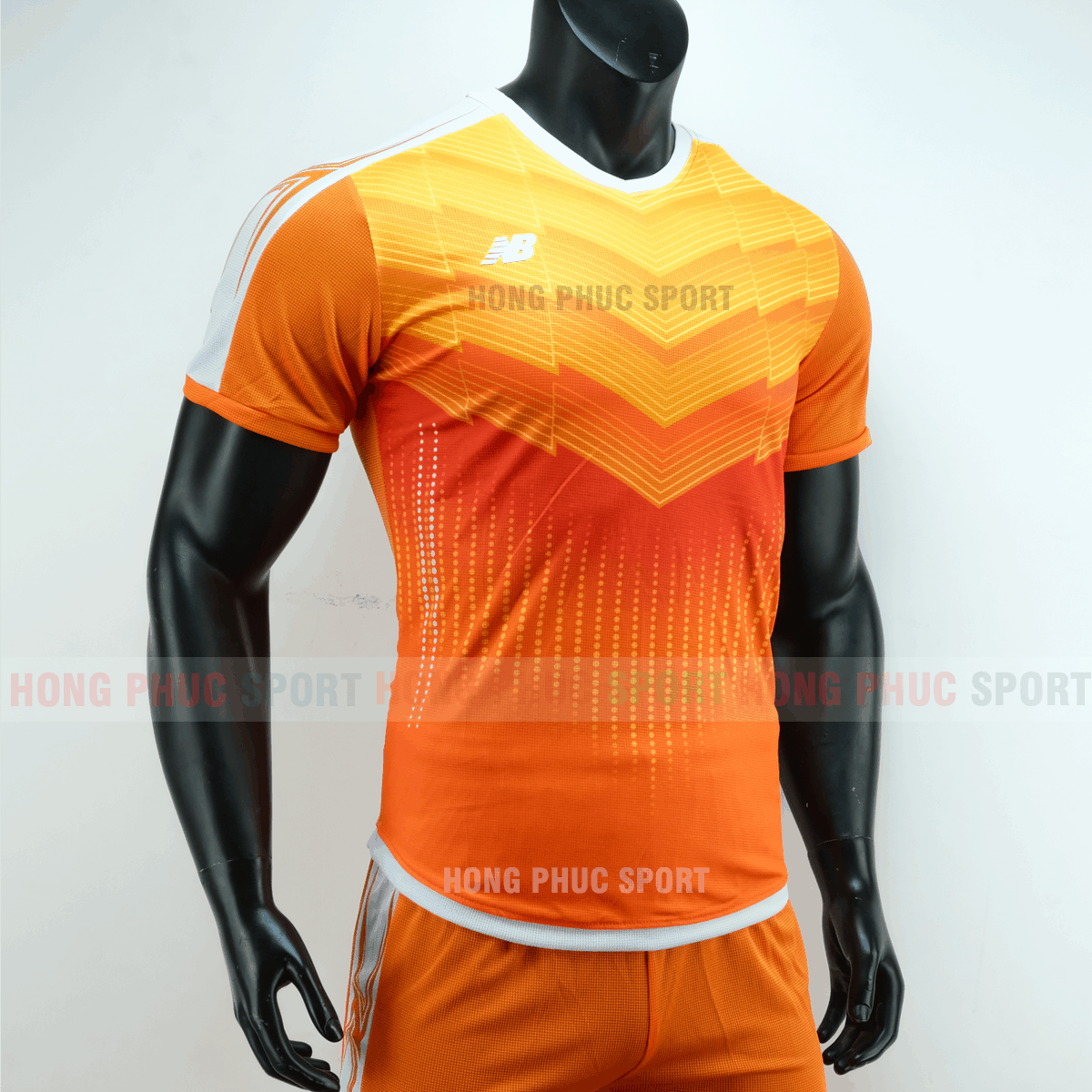 Áo đá bóng NB vải dệt màu vàng cam không logo 2019 2020 Áo đá bóng NB vải dệt màu vàng cam không logo 2019 2020