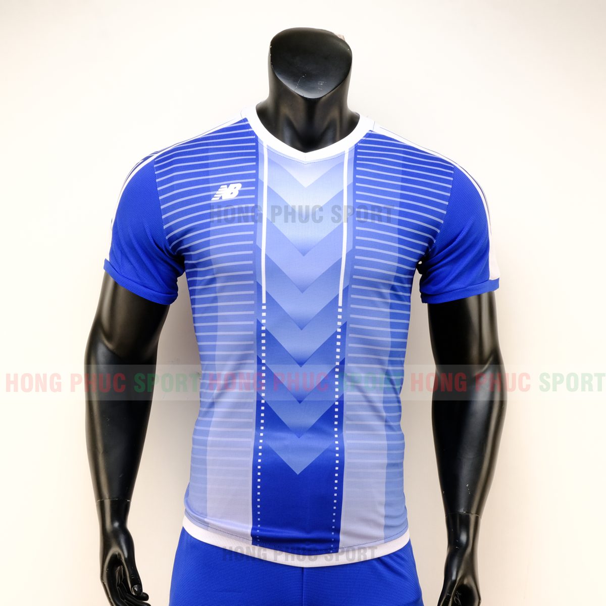 Áo đá bóng NB vải dệt màu xanh lam không logo 2019 2020