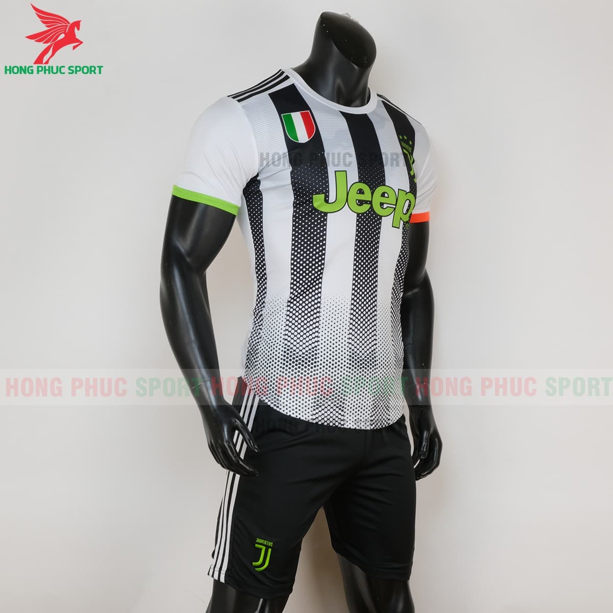 Áo bóng đá Juventus mẫu thứ tư mùa giải 2019 2020 hàng việt nam sản xuất(trái)