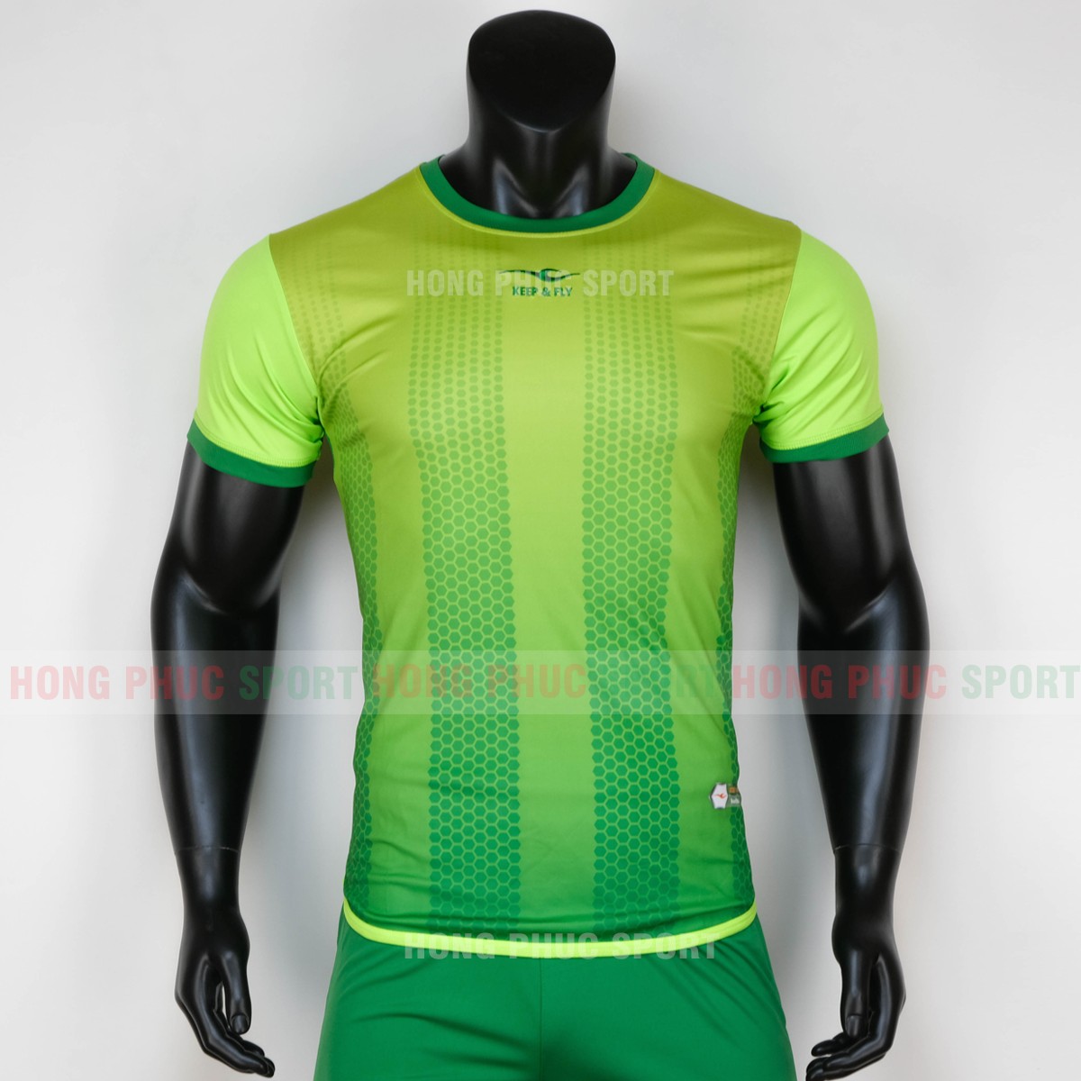 Áo đấu với chất vải mịn thoát khí chống thấm hút mồ hôi tốt Áo đấu với chất vải mịn thoát khí chống thấm hút mồ hôi tốt