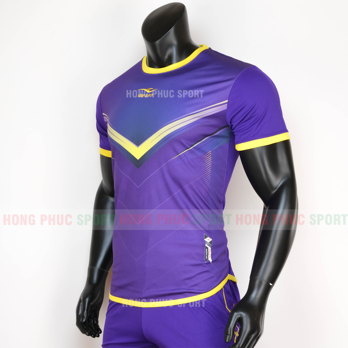 Áo đấu với chất vải mịn thoát khí chống thấm hút mồ hôi tốt Áo đấu với chất vải mịn thoát khí chống thấm hút mồ hôi tốt