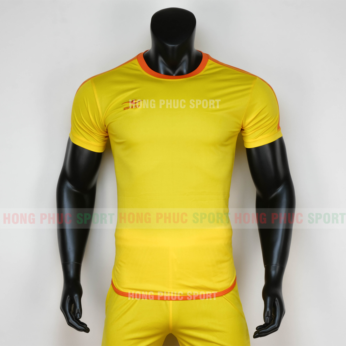 ao-bong-da-khong-logo-chain-basic-2020-mau-vang-1 ao-bong-da-khong-logo-chain-basic-2020-mau-vang-1