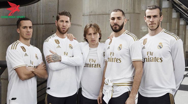 Real Madrid hiện là CLB được yêu thích bậc nhất thế giới Real Madrid hiện là CLB được yêu thích bậc nhất thế giới