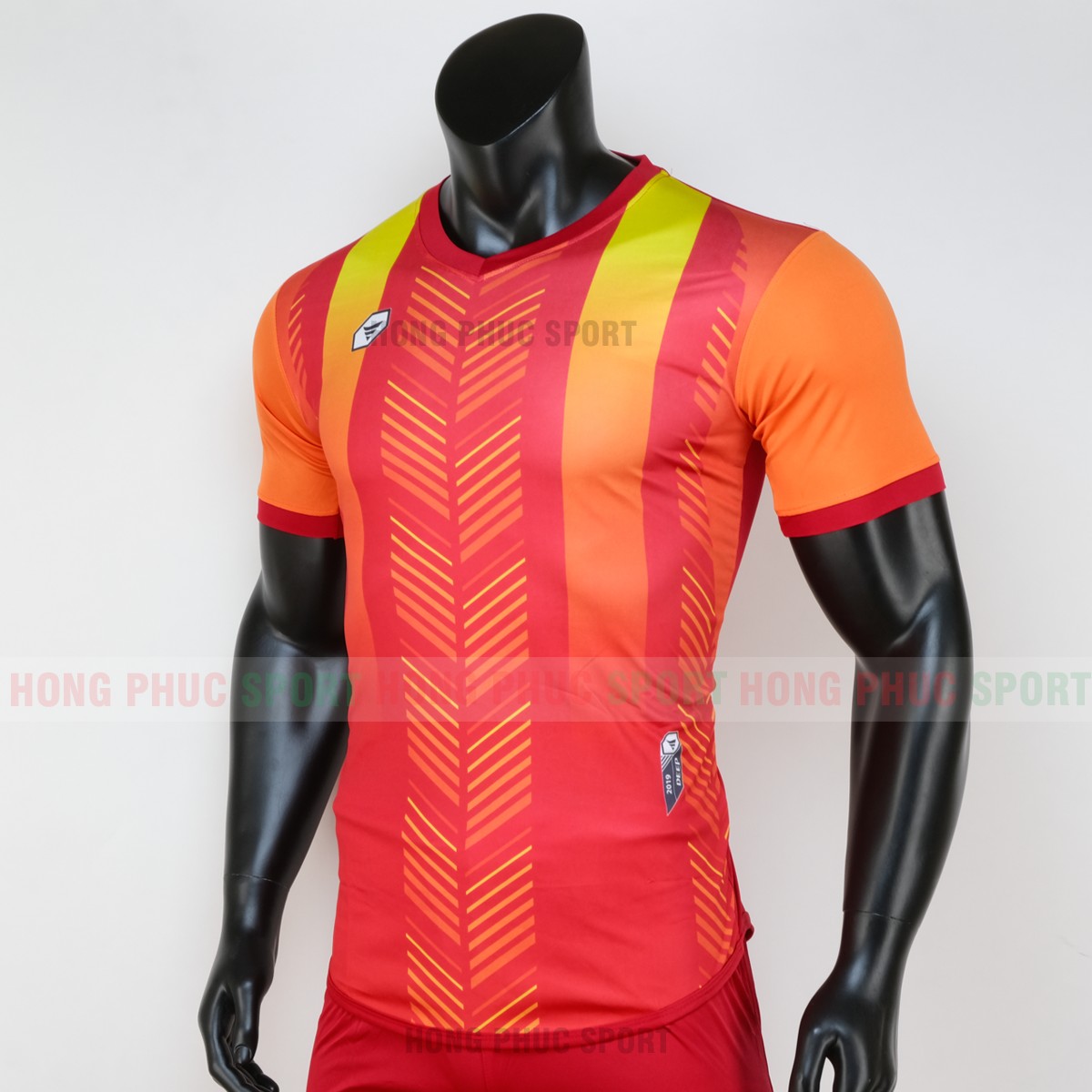 ao-bong-da-khong-lo-deep-mau-do-4 Áo bóng đá không logo deep màu đỏ 4