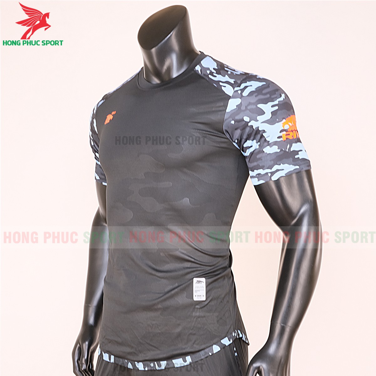 ao-bong-da-khong-logo-riki-camor-den-4 Áo bóng đá không logo Riki camor màu đen 2