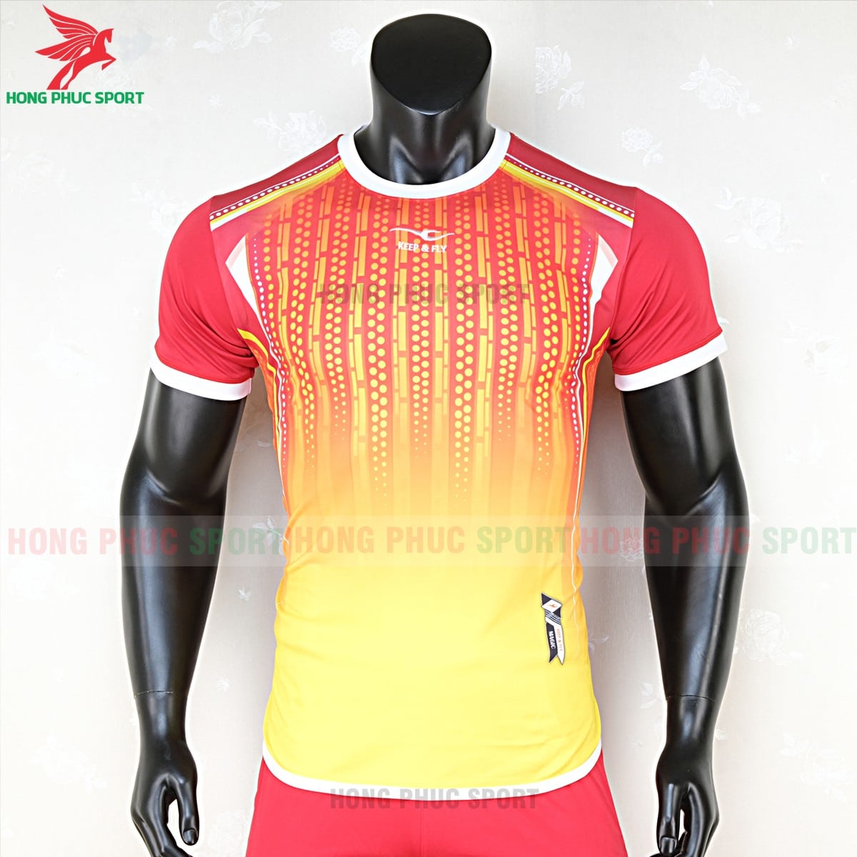 Áo bóng đá không logo Keep Fly Magic đỏ vàng