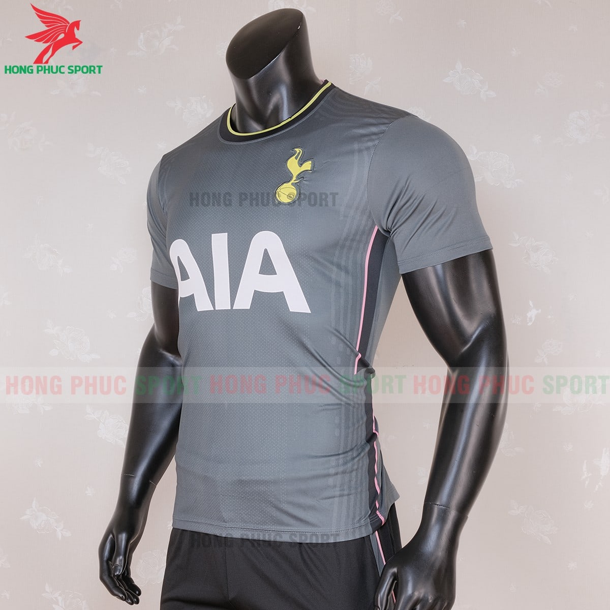 ao-bong-da-tottenham-2020-2021-phien-ban-fan-mau-5