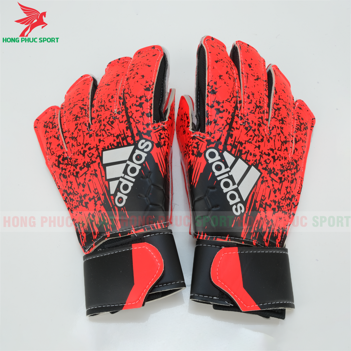 Găng tay thủ môn Adidas màu đỏ Găng tay thủ môn Adidas màu đỏ