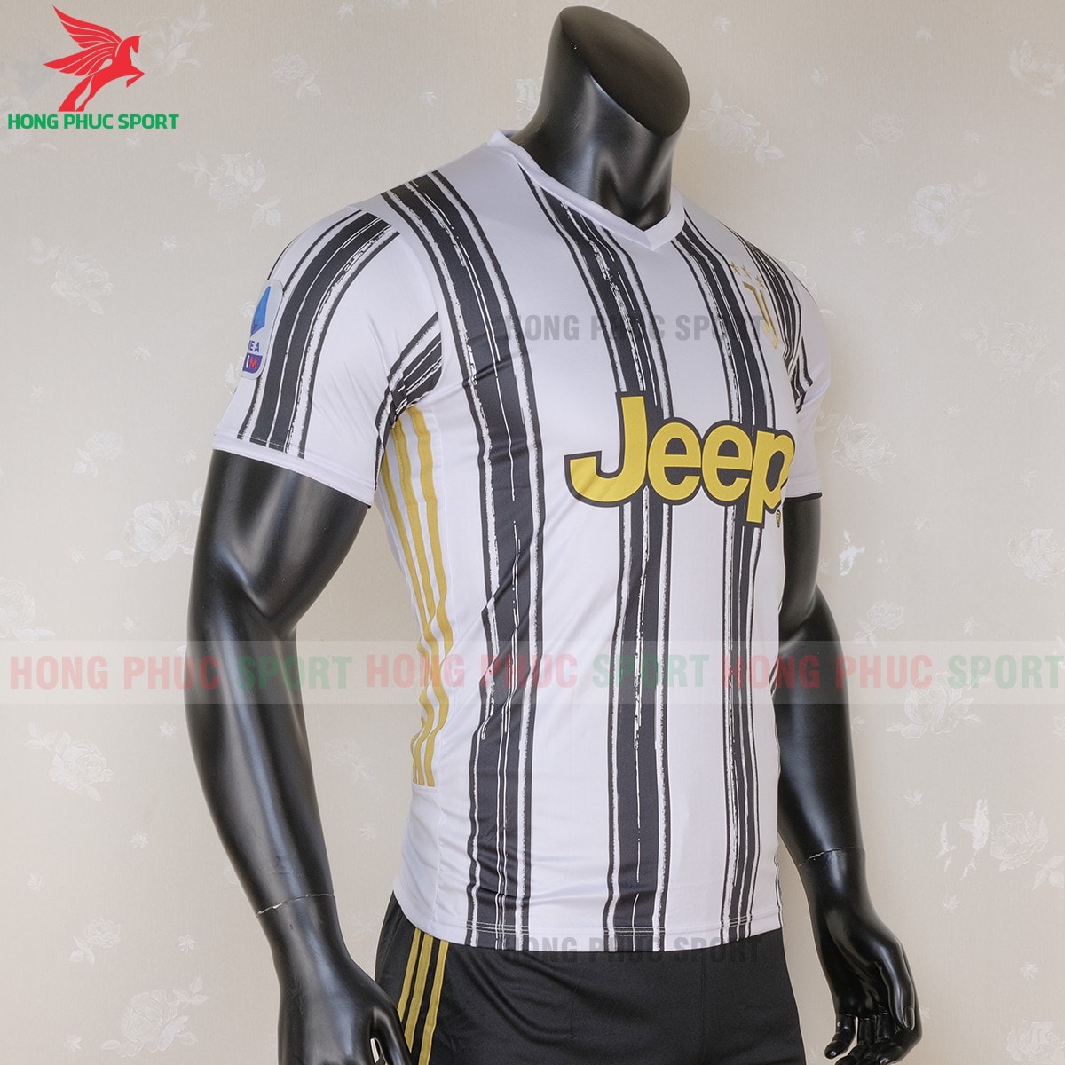 ao-bong-da-juventus-2020-2021-san-nha-soc-trang-den-4
