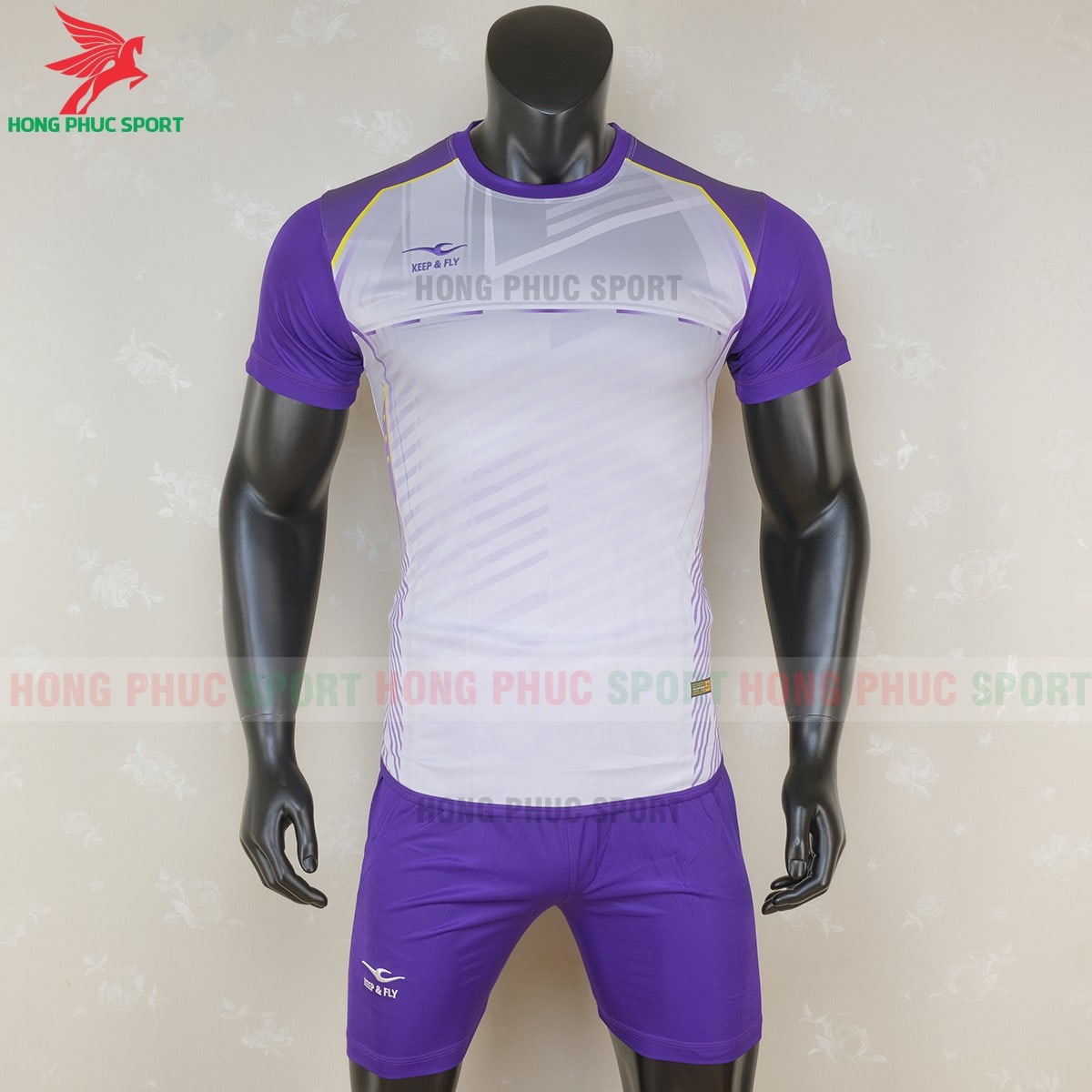 Áo không logo Keep & Fly Warrior màu trắng Áo không logo Keep & Fly Warrior màu trắng