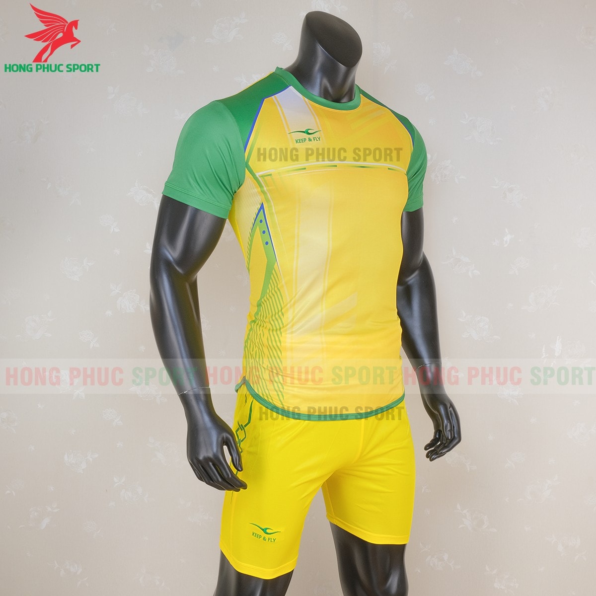 Áo không logo Keep & Fly Warrior màu vàng (phải) Áo không logo Keep & Fly Warrior màu vàng (phải)