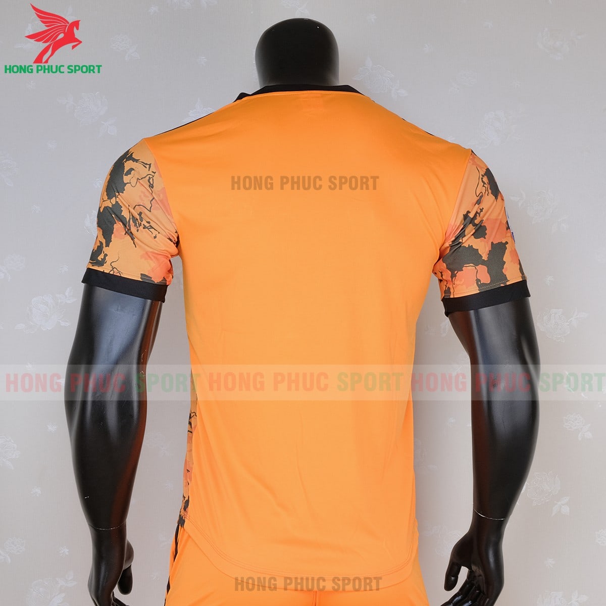 ao_bong_da_Juventus_2020_2021_mau_thu_3_1