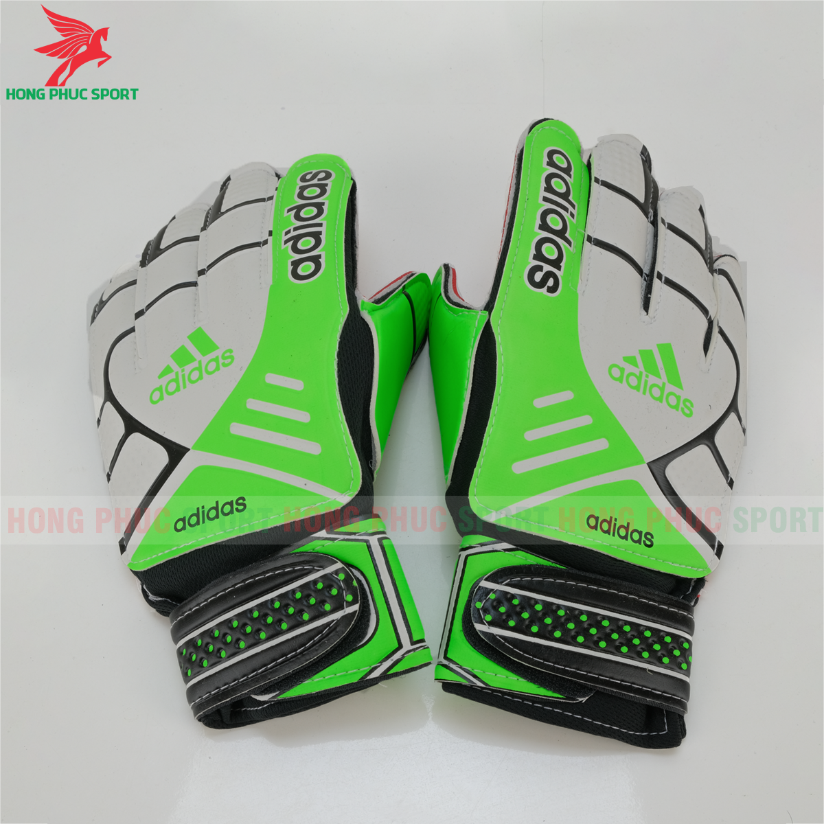 Găng tay thủ môn Adidas màu trắng xanh Găng tay thủ môn Adidas màu trắng xanh