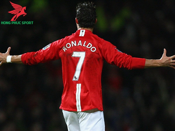 Ronaldo với áo số 7