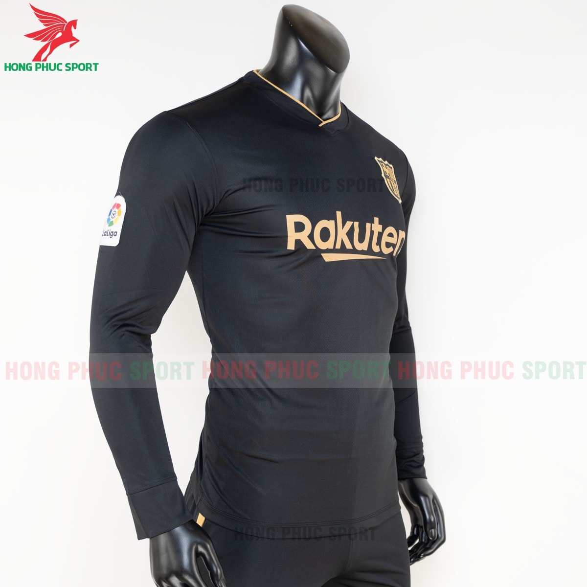 ao-dai-tay-Barcelona-2020-san-khach-3 ao-dai-tay-Barcelona-2020-san-khach-3