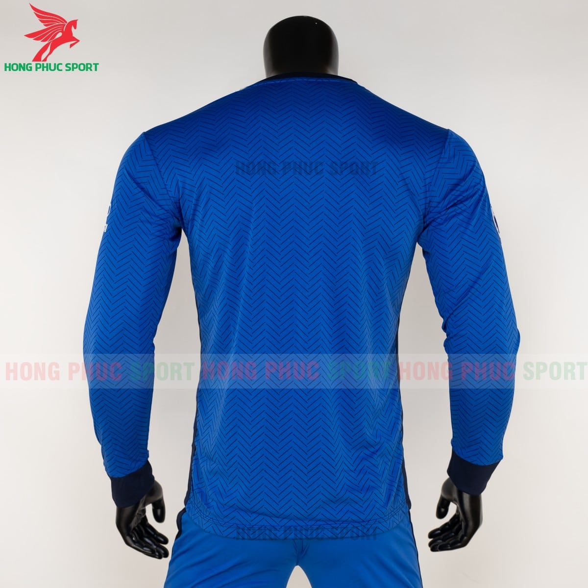 ao-dai-tay-Chelsea-2020-san-nha-7