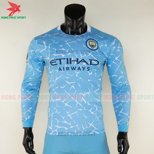 ao-dai-tay-Manchester-city-2020-san-nha-1