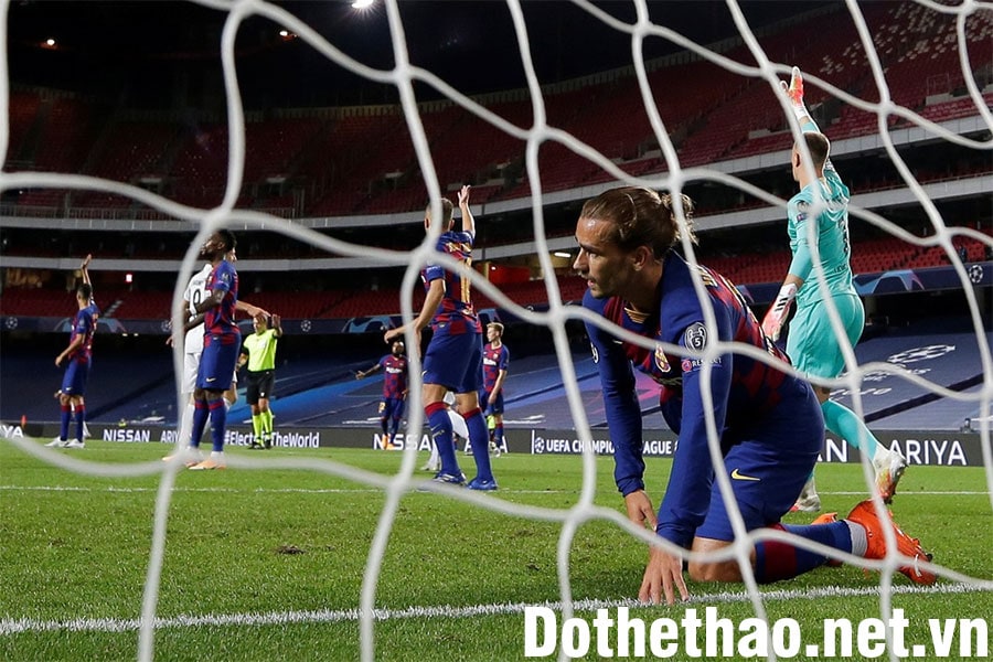 Barcelona thất bại cay đắng 2-8 trước Bayern Munich