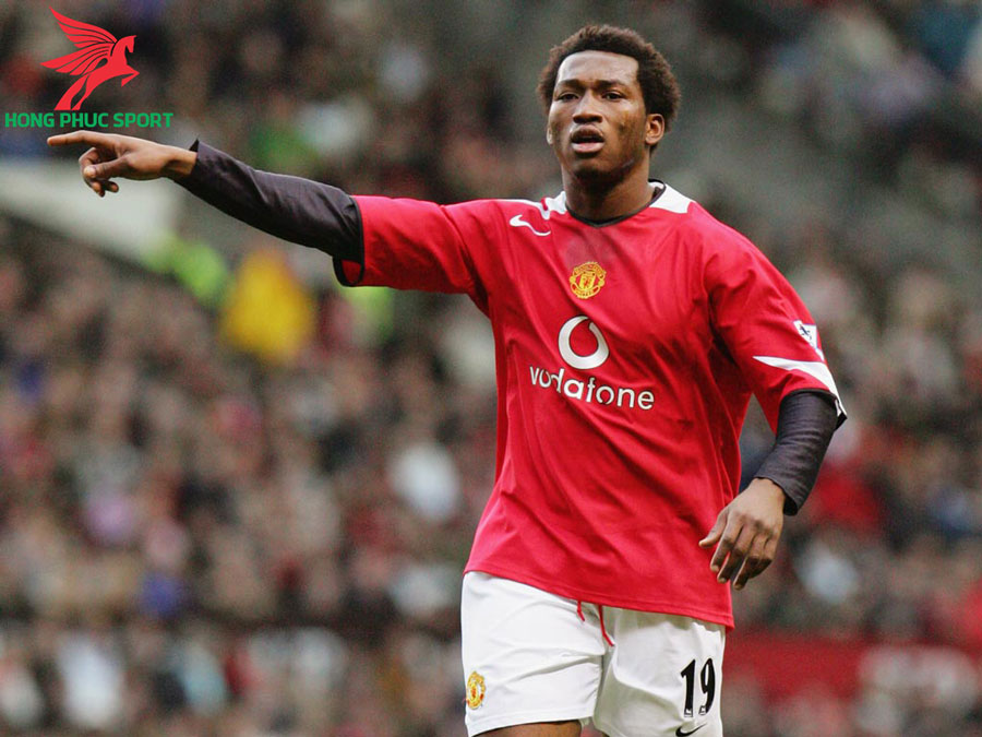 eric-djemba-djemba-cau-thu-ngheo-nhat-the-gioi