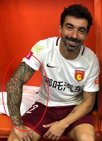 hinh-xam-cua-lavezzi-17